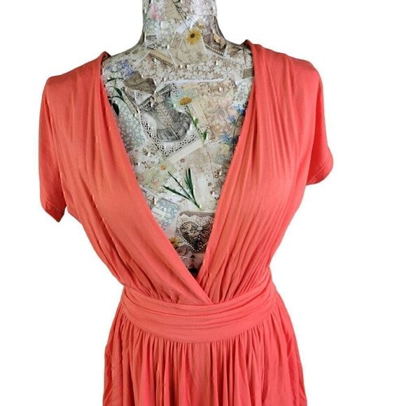 Goodtime USA Melon V Neck Long in the Middle Stretchy Mini Dress - Picture 4 of 11